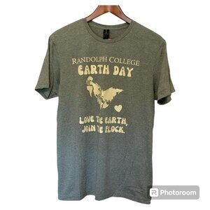 Randolph College Earth Day Green S/S T-Shirt Men's Size M Love The Earth